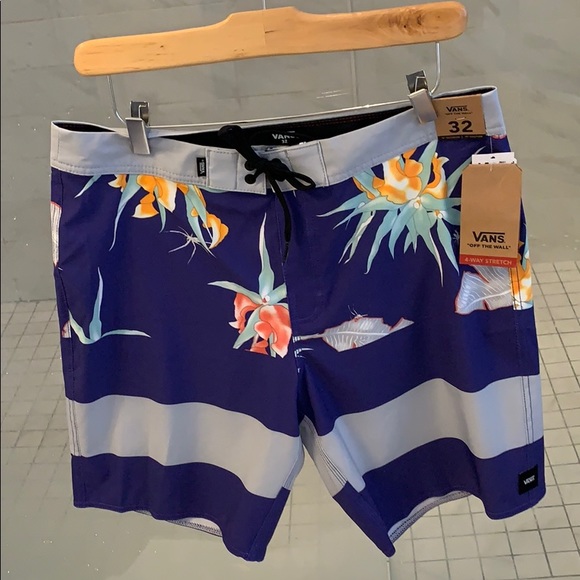 NWT Van’s shorts - Picture 1 of 6